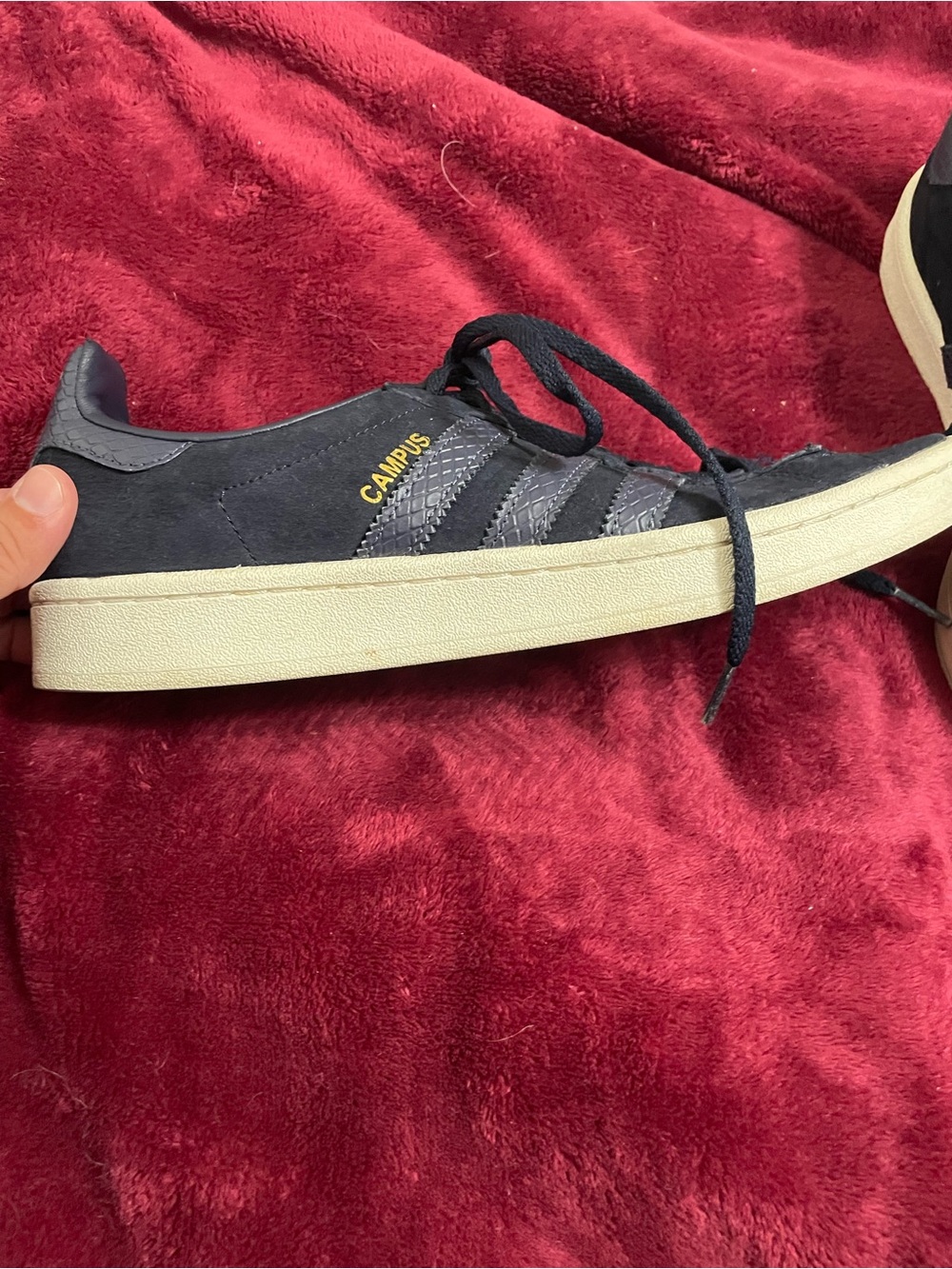 adidas Campus Low-Top Sneaker in Navy Suede with gold lettering size 9